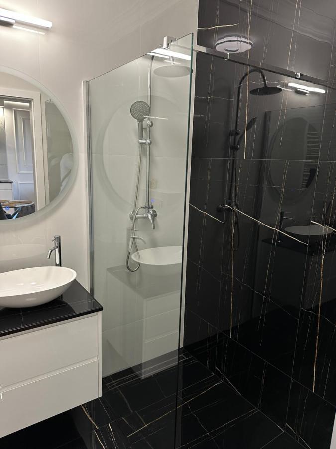 Apartamenty Jagiellonskie Jurowiecka 15 ビャウィストク エクステリア 写真